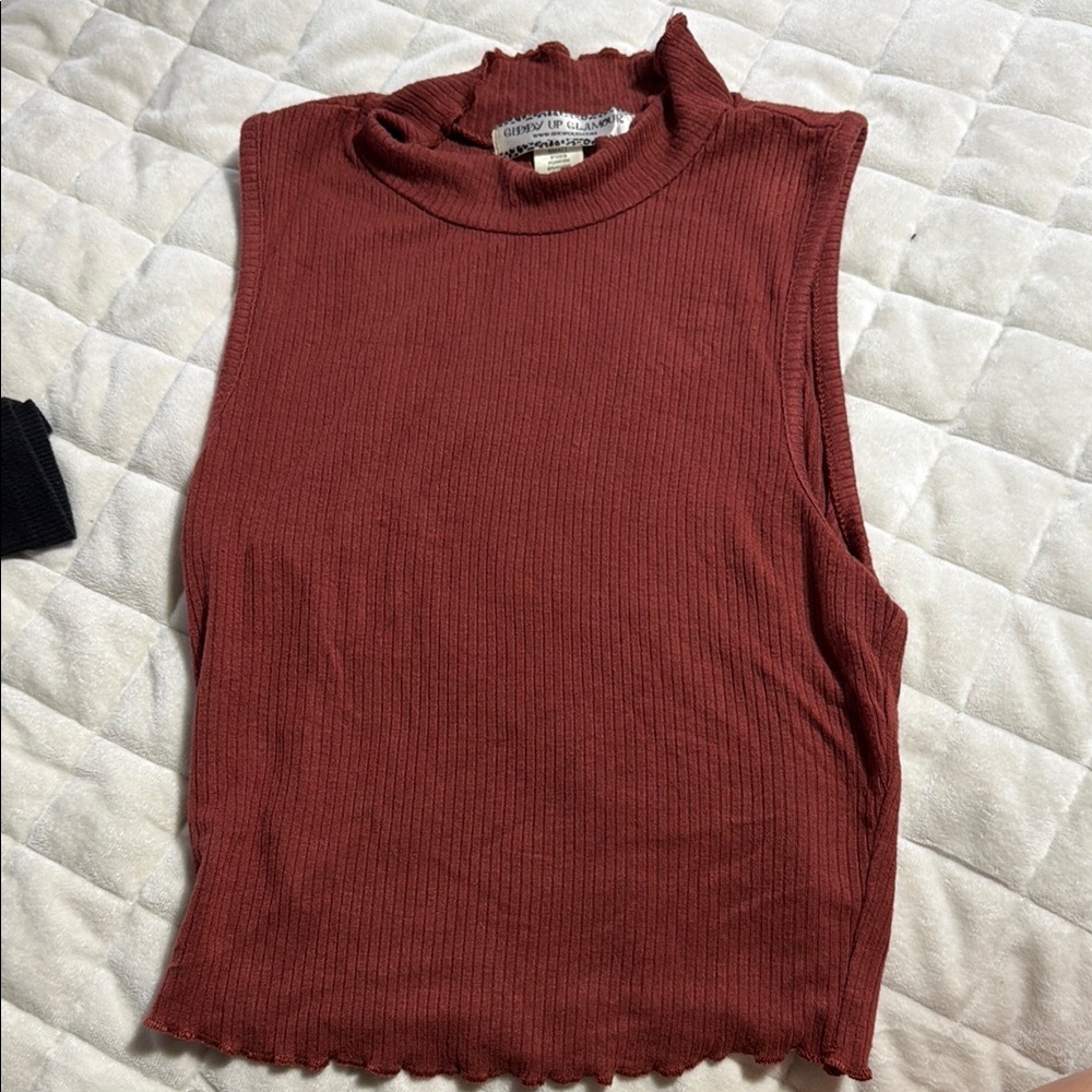 Women's Ribbed Mock Neck Tank - Rust